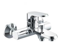 Смеситель для ванны или душа Bravat Pure F6105161C-01 настенный 
без термостата хром