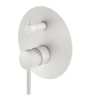 Смеситель для душа на 3 выхода Plumberia Selection IXO XO1901BO встраиваемый в стену 
без термостата белый матовый