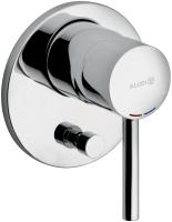 Смеситель для душа Kludi Bozz 387160576 встраиваемый в стену 
без термостата хром