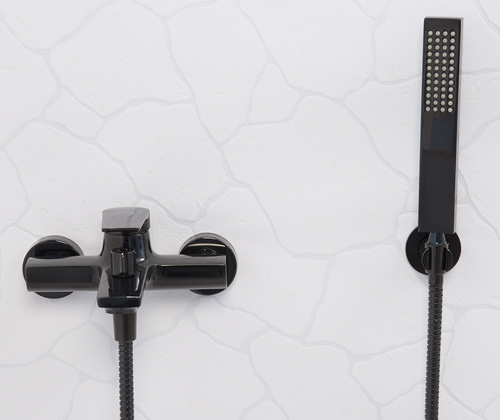Смеситель для ванны или душа Wasserkraft Glan 6601 настенный 
без термостата черный глянцевый