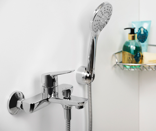 Смеситель для ванны или душа Wasserkraft Lippe 4501 настенный 
без термостата хром