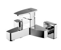 Смеситель для ванны или душа Bravat Riffle F672106C-01 настенный 
без термостата хром