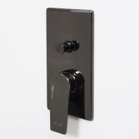 Смеситель для душа на 2 выхода Wasserkraft Glan 6661 встраиваемый в стену 
без термостата черный глянцевый
