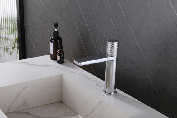 Смеситель для раковины Abber Rund AF8710 хром