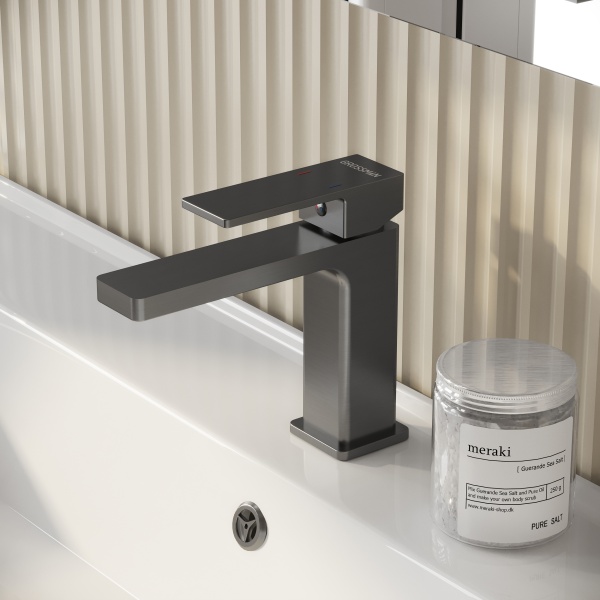 Смеситель для раковины Grossman Style 510.K35.05.420 графит