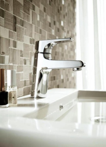 Смеситель для раковины Bravat Vega F1119177CP хром