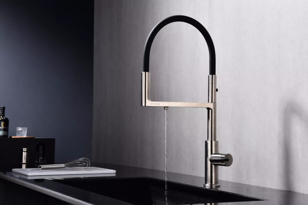 Смеситель для кухни Paulmark Tornado To213402-BS с подключением к фильтру брашированная сталь