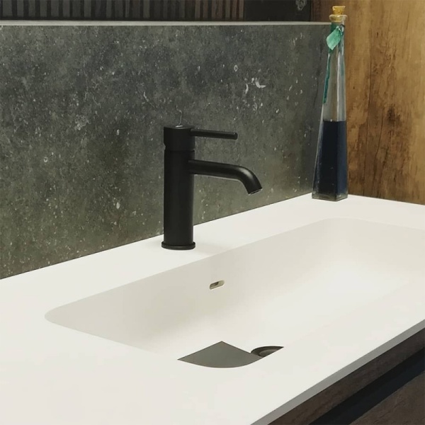 Смеситель для раковины Webert Elio EL830102560 черный