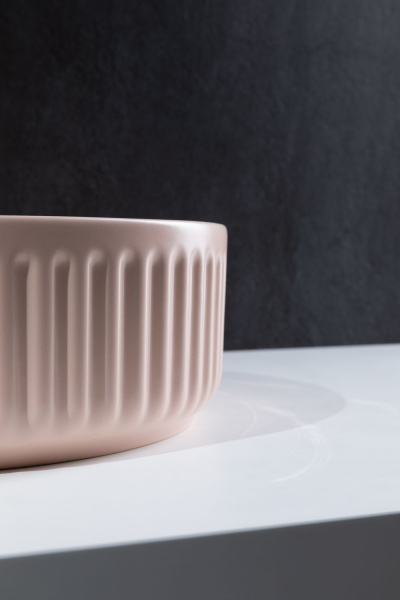 Раковина накладная круглая Allen Brau Fantasy 4.11032.SM керамика цвет розовый