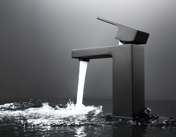 Смеситель для раковины Abber Daheim AF8210B черный матовый