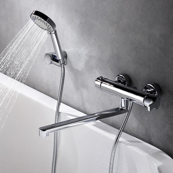 Смеситель для ванны или душа Wasserkraft Berkel 4802L настенный 
без термостата хром