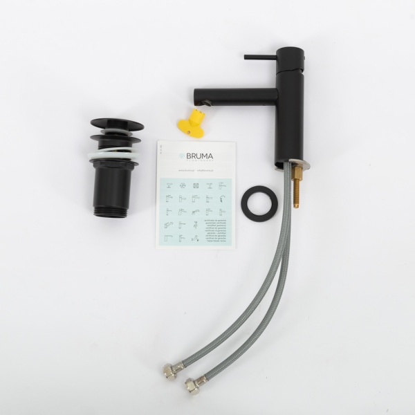 Смеситель для раковины Cezares Leaf LEAF-LSM1-L-NOP черный матовый