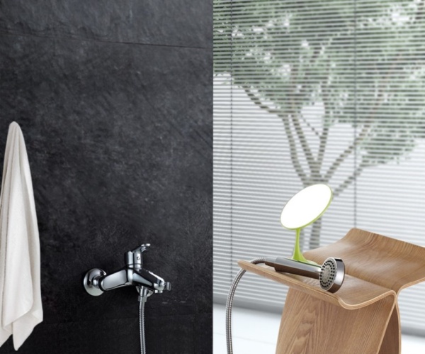 Смеситель для ванны или душа D&K Rhein DA1393201 настенный 
без термостата хром