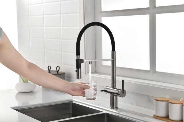 Смеситель для кухни Paulmark Gravity Gr213888-BS с подключением к фильтру нержавеющая сталь