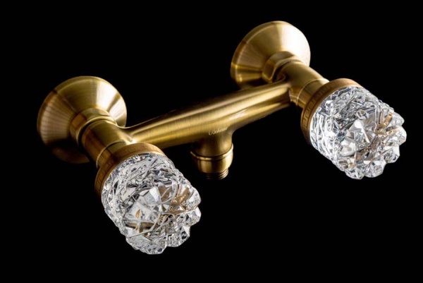 Смеситель для душа Boheme Crystal 314-CRST настенный 
без термостата бронза