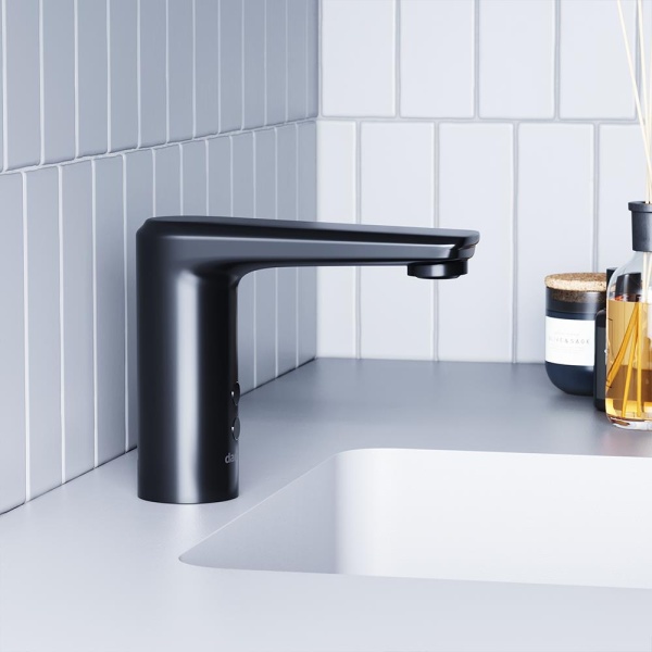 Смеситель для раковины Damixa Jupiter 770290300 черный