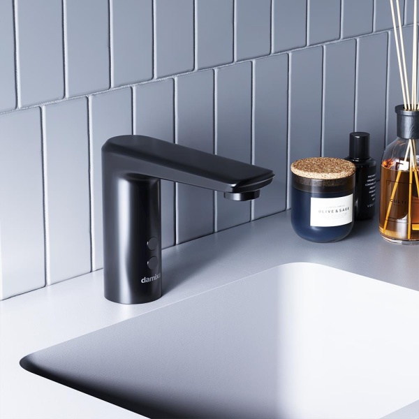 Смеситель для раковины Damixa Jupiter 770290300 черный