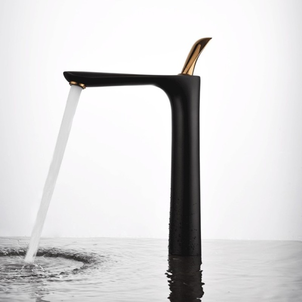 Смеситель для раковины D&amp;K Venice.Baciano DA1032059 черный/золото