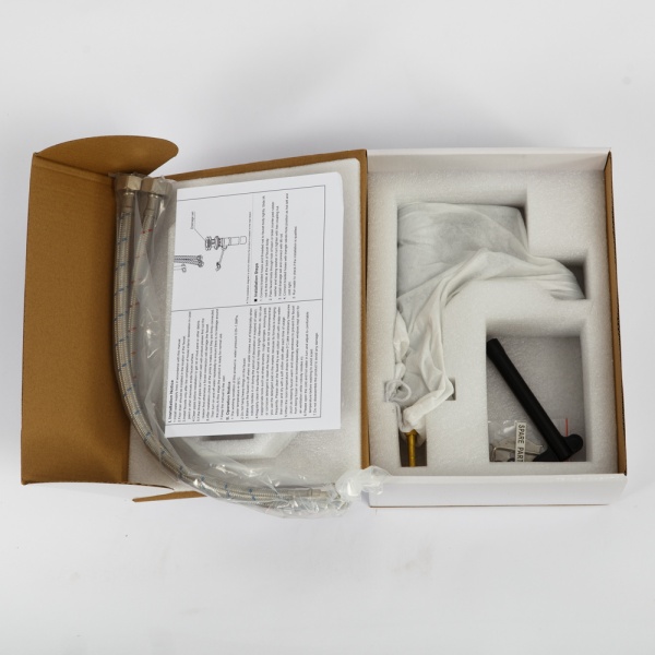 Смеситель для раковины Cezares Eco ECO-LS-BORO-W0 брашированное золото