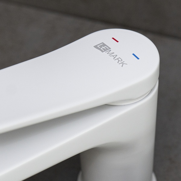 Смеситель для биде Lemark Bronx LM3708MW латунь белый матовый