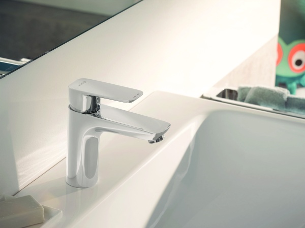 Смеситель для раковины Kludi Pure&amp;Style 402920575 хром