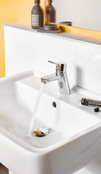 Смеситель для раковины Kludi Pure&Easy 372750565 хром