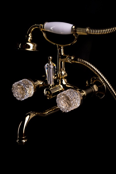 Смеситель  Boheme Crystal 293-CRST настенный 
без термостата 