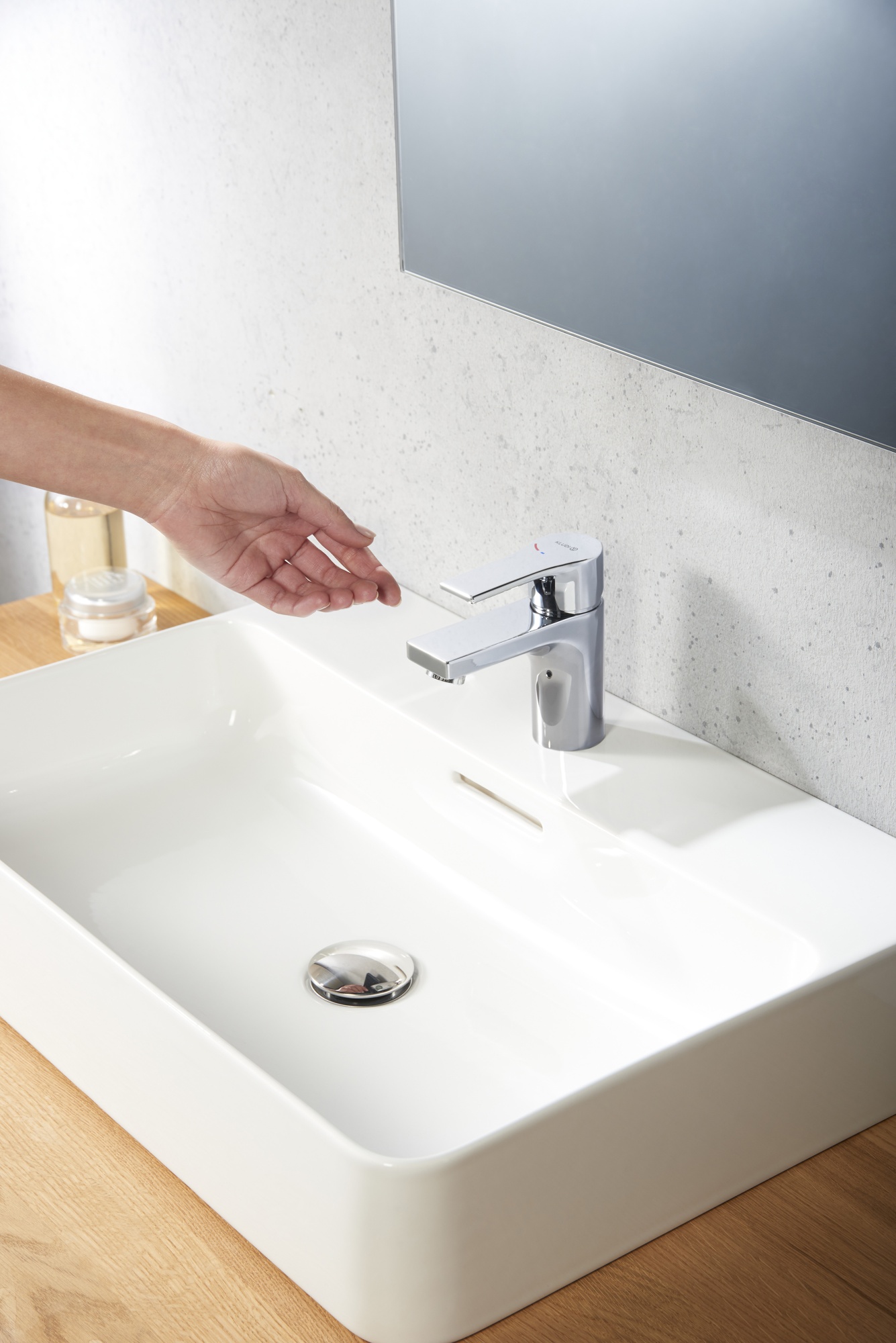 Смеситель для раковины Kludi Zenta SL 482660565 хром