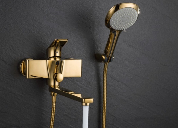 Смеситель для ванны или душа D&K Berlin DA1433303 настенный 
без термостата золото