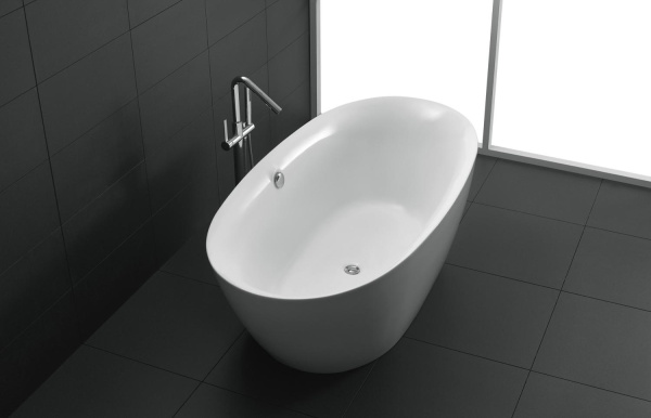 Акриловая ванна BelBagno  BB68-1800 180x90