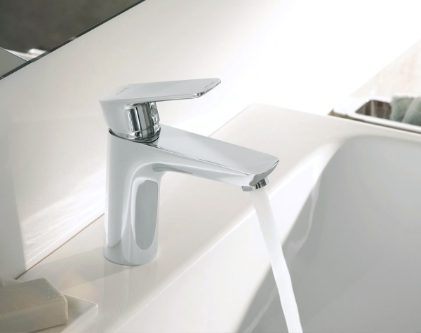 Смеситель для раковины Kludi Pure&amp;Style 402920575 хром