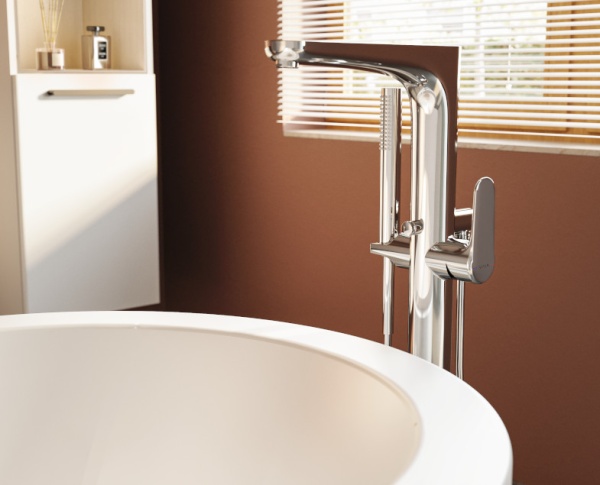 Смеситель для ванны или душа VitrA Root Round A42741EXP напольный 
без термостата хром