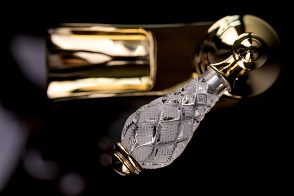 Смеситель для душа Boheme Crystal 305-CRST встраиваемый в стену 
без термостата 