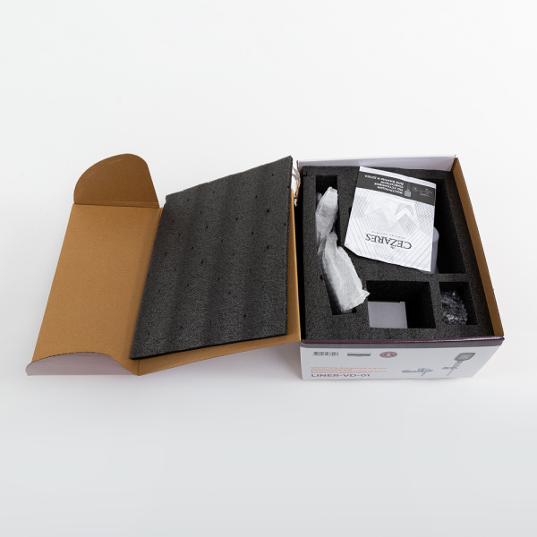 Смеситель для ванны или душа Cezares Liner LINER-VD-01 настенный 
без термостата хром