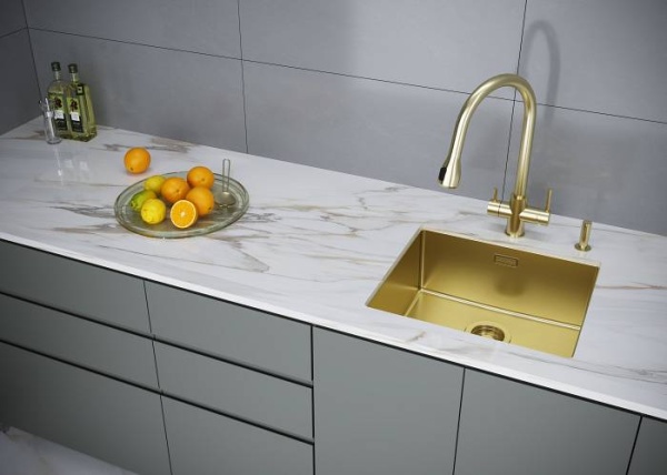 Смеситель для кухни Paulmark Lange La214212-SBG с подключением к фильтру светлое брашированное золото