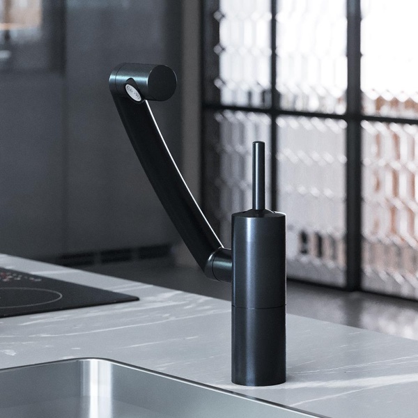 Смеситель для кухни Damixa Arc 290007364 без подключения к фильтру черный матовый