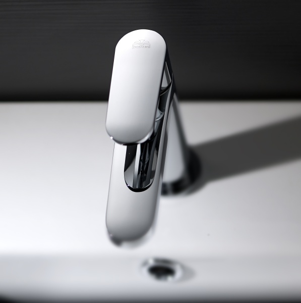 Смеситель для раковины Paffoni Candy CA071HCR 