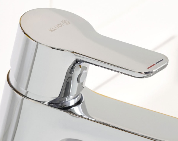 Смеситель для раковины Kludi Pure&Easy 372760565 хром
