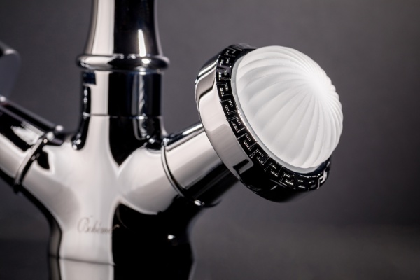 Смеситель для ванны или душа Boheme Satine 273-ST настенный 
без термостата хром