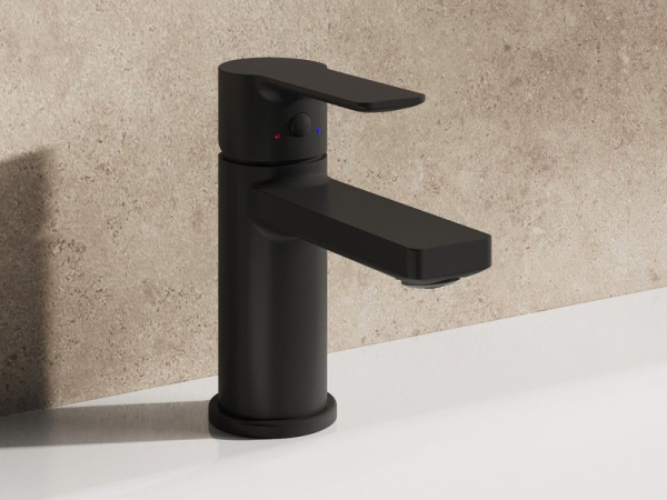 Смеситель для раковины Ravak Solar X070488 черный матовый