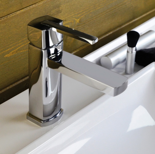 Смеситель для раковины Webert Azeta New AA830102015 хром