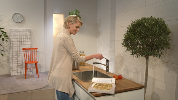 Смеситель для кухни Hansgrohe Focus 31806000 без подключения к фильтру хром