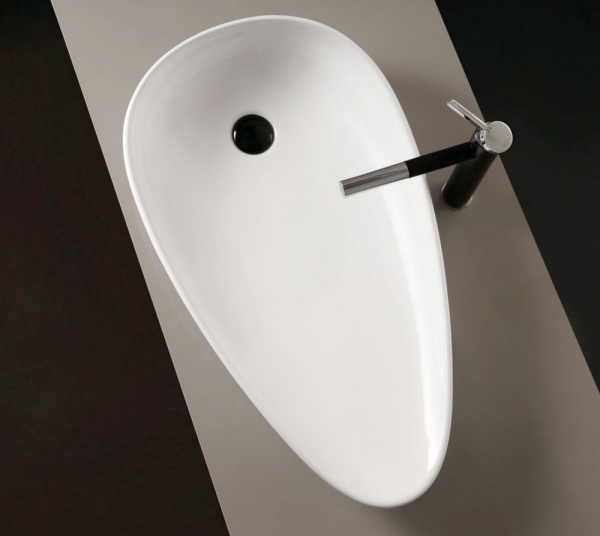 Раковина  овальная Abber Bequem AC2117MW фаянс цвет белый матовый