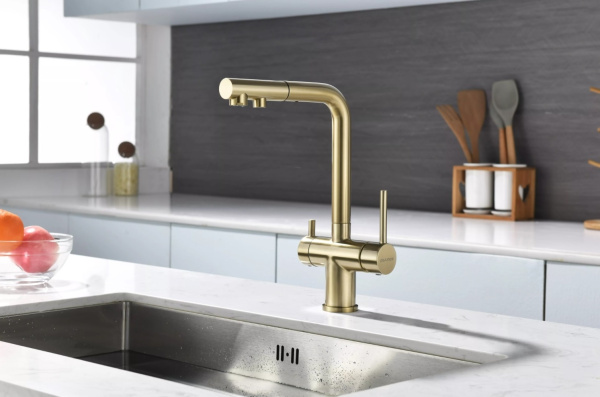 Смеситель для кухни Paulmark SERPENTINE Se213222-LG с подключением к фильтру светлое золото