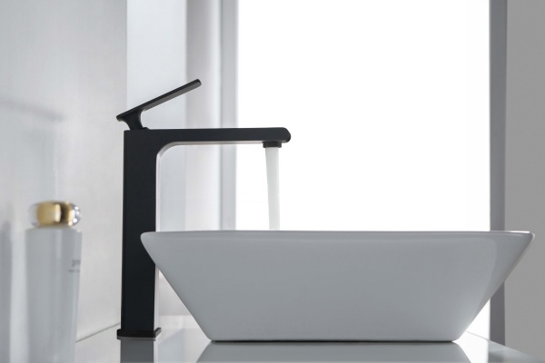 Смеситель для раковины Timo Anni 2711/03F черный матовый