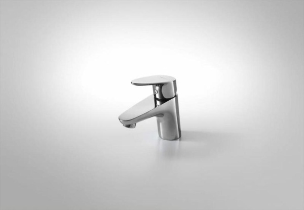 Смеситель для раковины Bravat Drop F14898C-1 хром