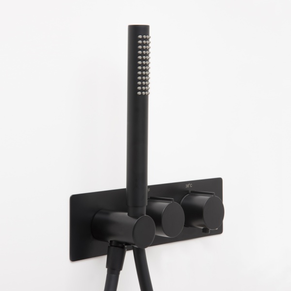 Смеситель для душа Wasserkraft Elbe 7488 встраиваемый в стену 
с термостатом черный