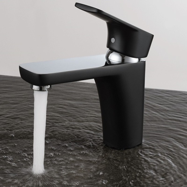 Смеситель для раковины D&amp;K Berlin.Technische DA1432115 черный/хром