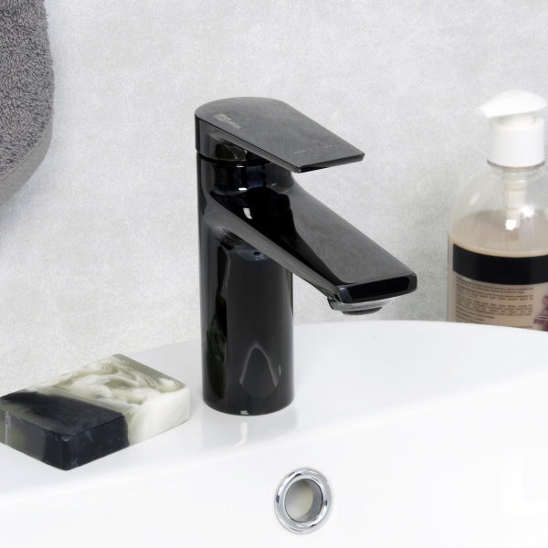 Смеситель для раковины Wasserkraft Glan 6603 черный глянцевый