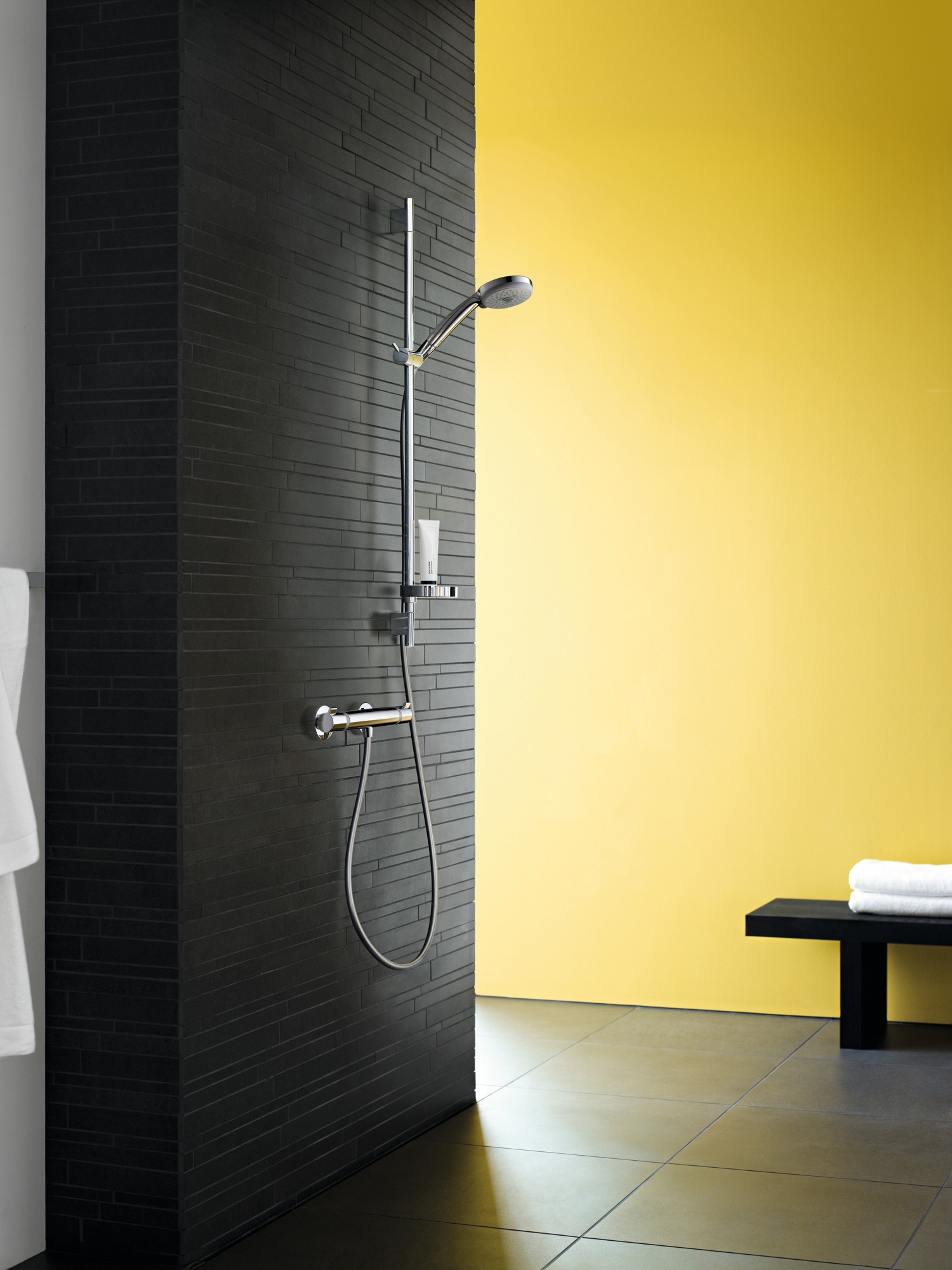 Смеситель для душа Hansgrohe Ecostat Comfort 13116000 настенный 
с термостатом хром
